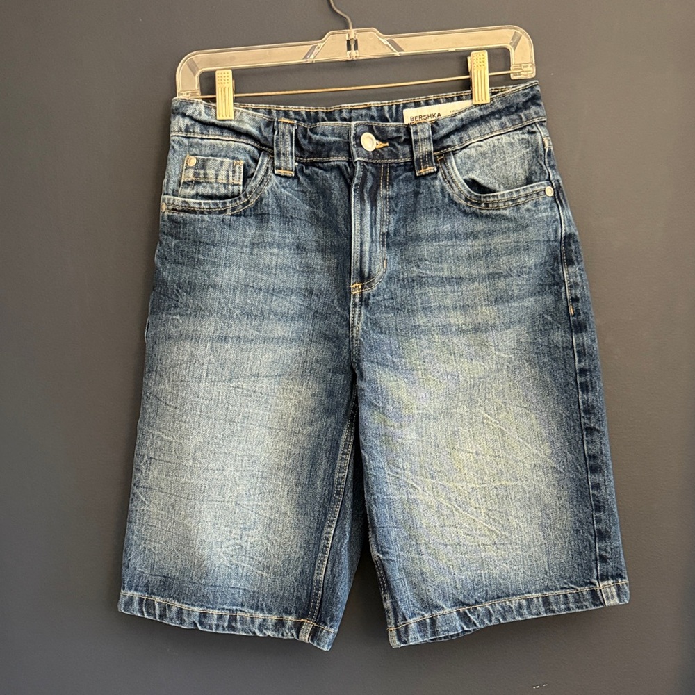 Bershka High Rise Denim Shorts Size 2 Blue Relaxed Fit